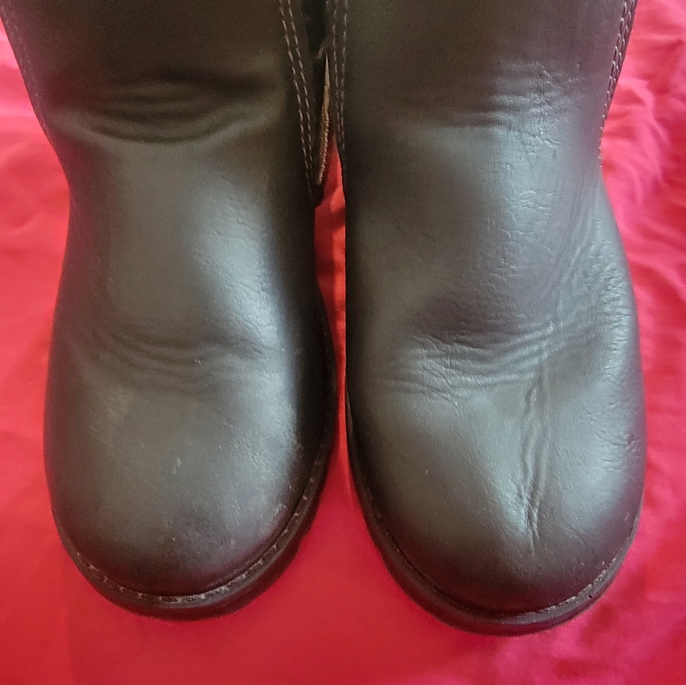 Boys boots